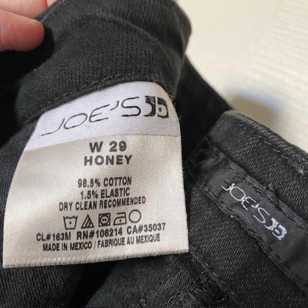 Joe's Jeans Honey Bootcut 29W Black Rhinestone Back Pockets‎ - Picture 4 of 6